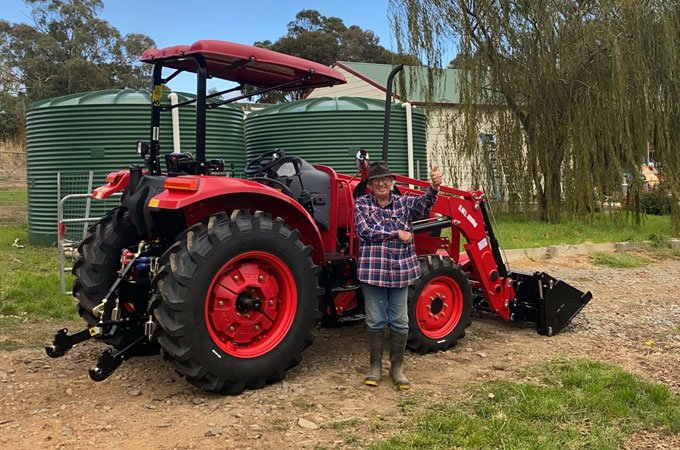 APOLLO 704 - 70hp, 4WD, Diesel Tractor.