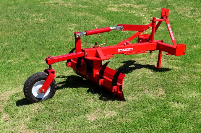 Stabilising wheel kit for grader blade with rippers (GB120R and GB180R only).